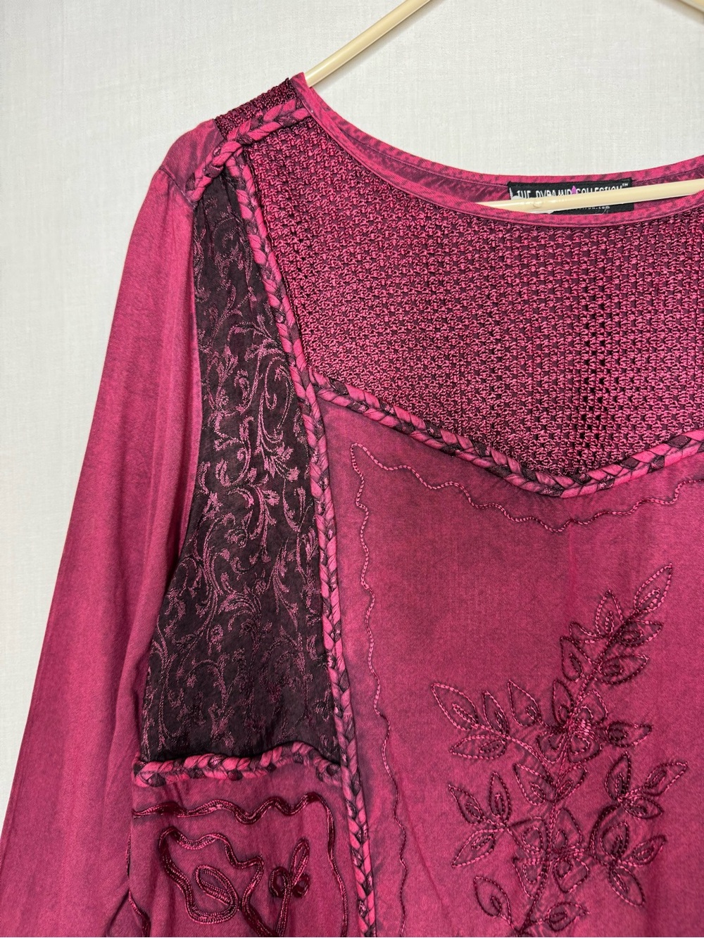 The Pyramid Collection Womens Patchwork Embroidered Rayon Tunic Top XL Boho - Picture 4 of 10